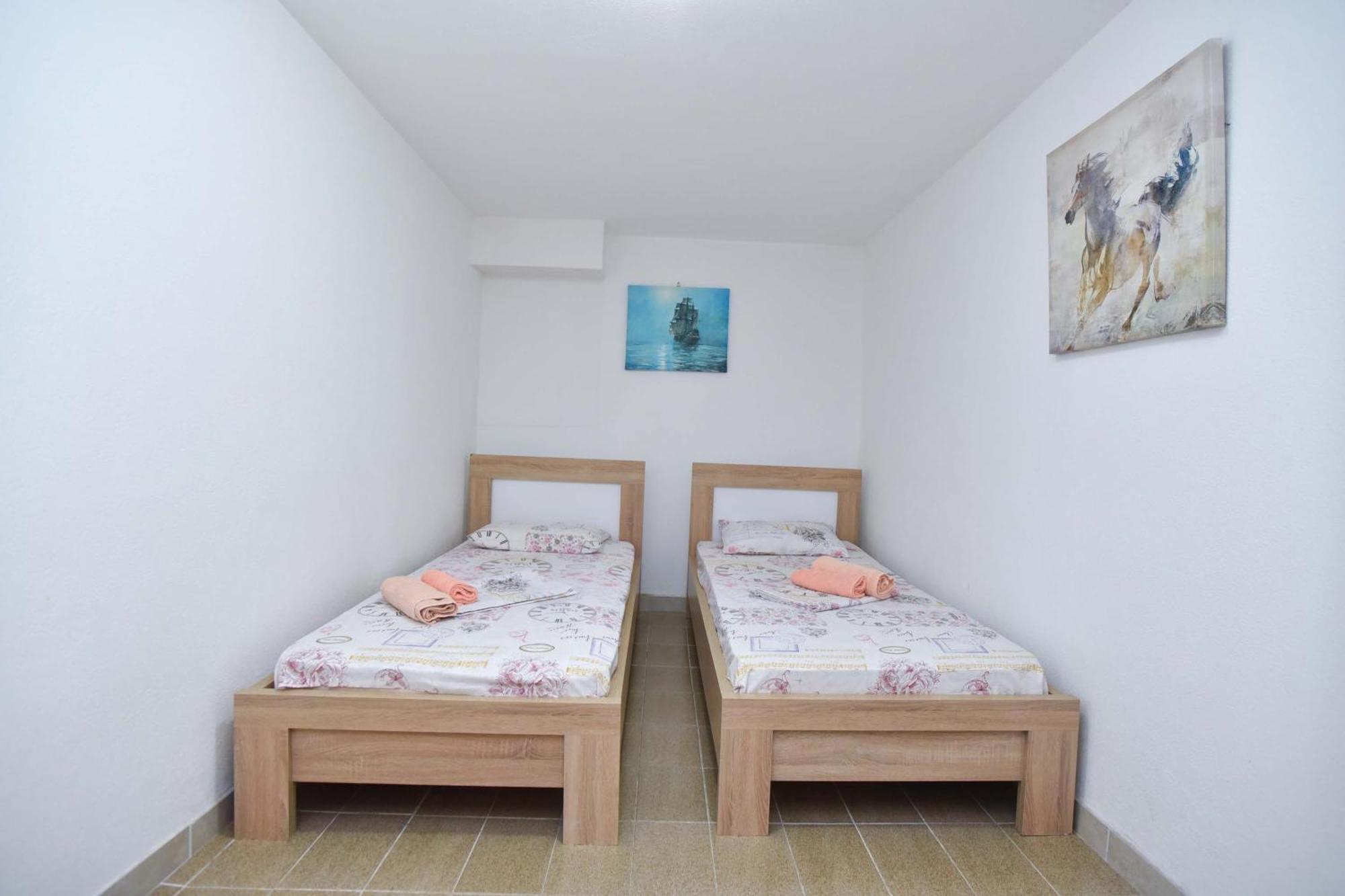 Vila Lucice Petrovac Εξωτερικό φωτογραφία