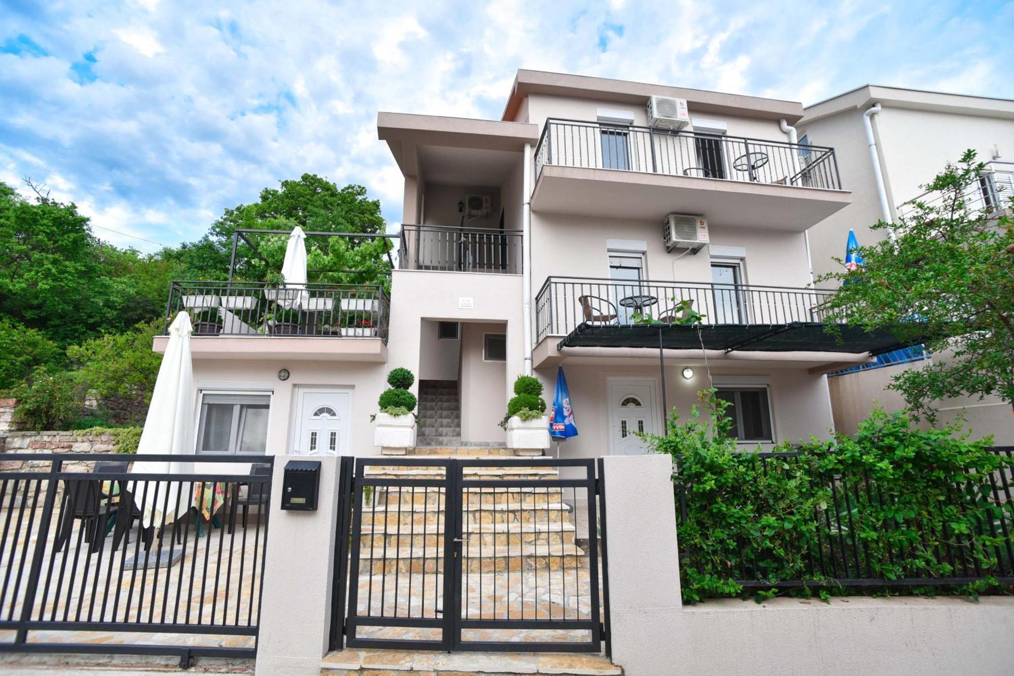 Vila Lucice Petrovac Εξωτερικό φωτογραφία