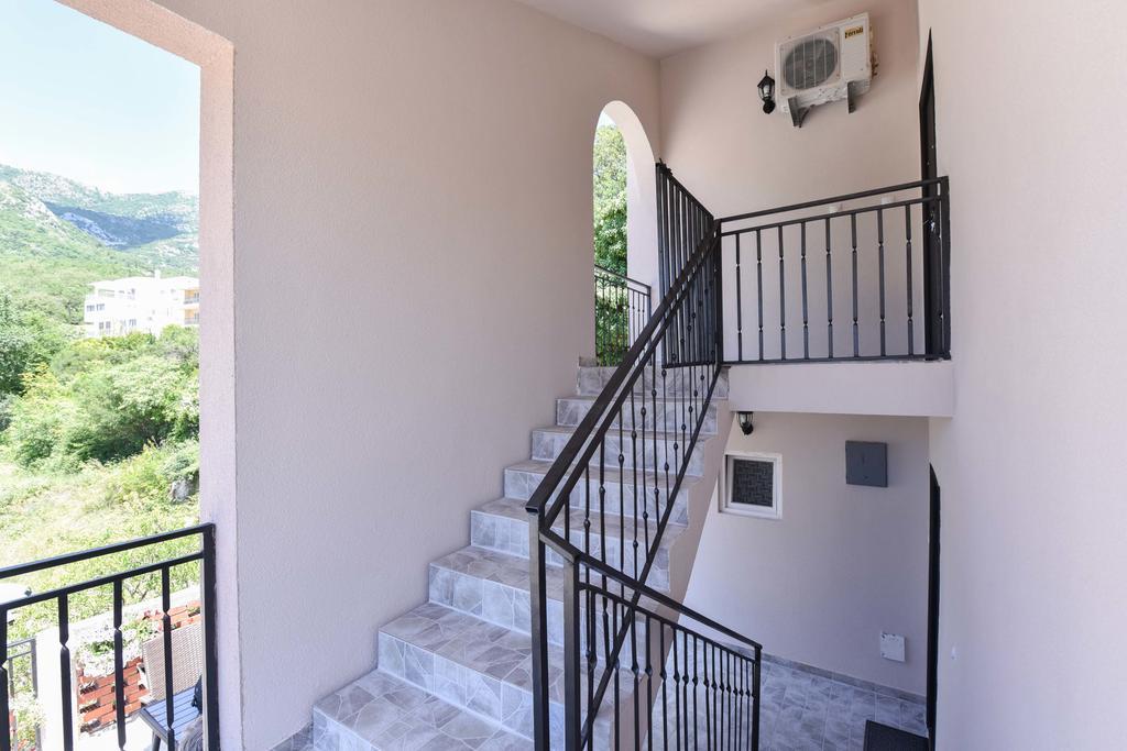Vila Lucice Petrovac Εξωτερικό φωτογραφία