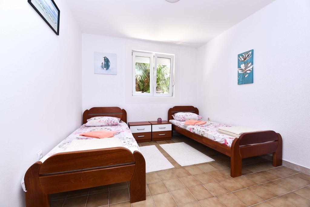 Vila Lucice Petrovac Εξωτερικό φωτογραφία