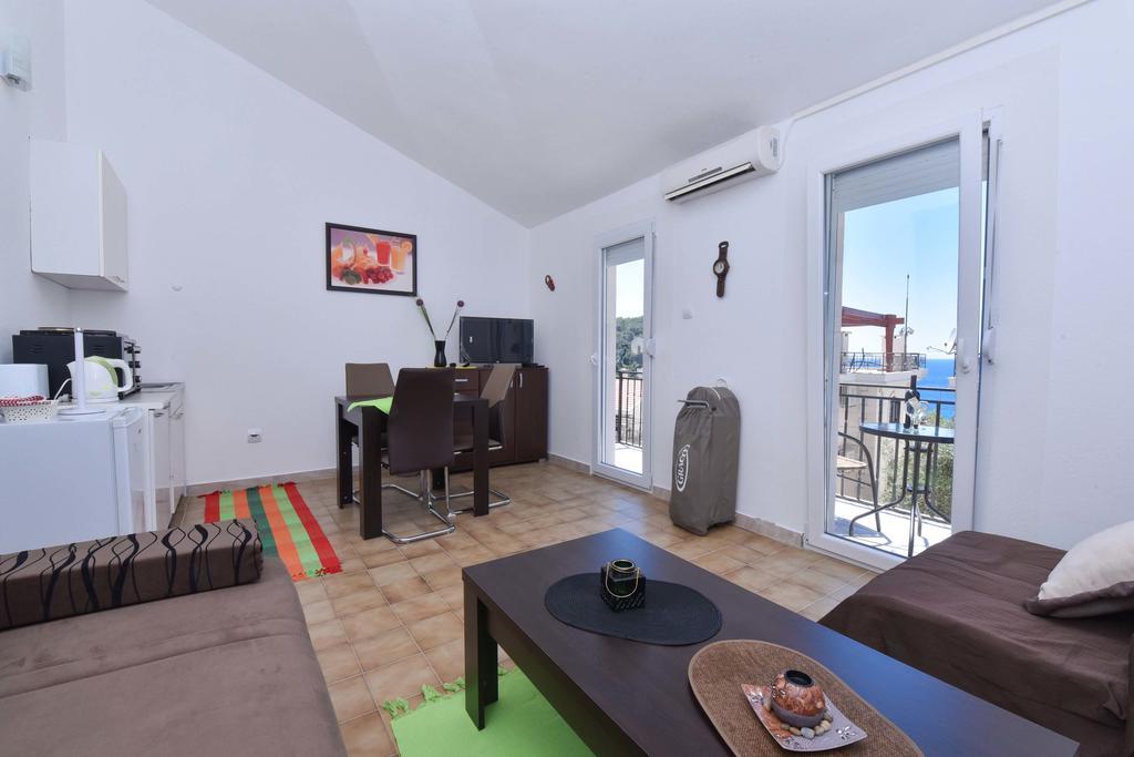 Vila Lucice Petrovac Εξωτερικό φωτογραφία